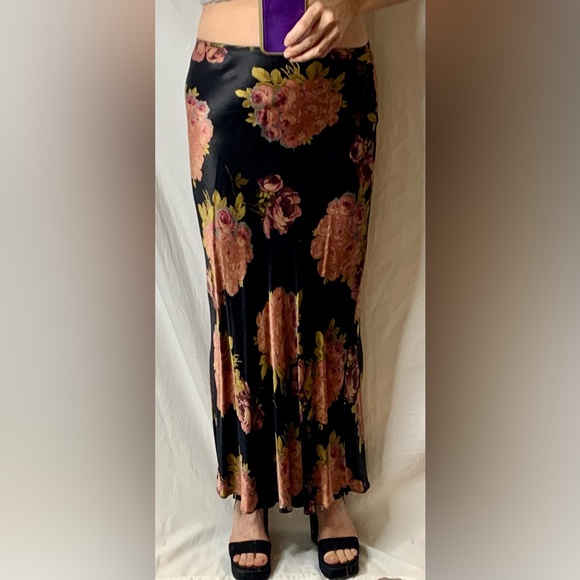 SATIN MERMAID SKIRT VINTAGE - Picture 3 of 5